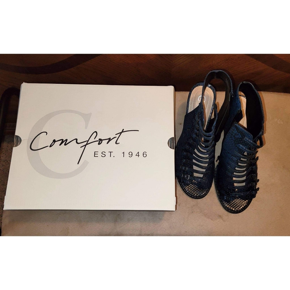 Multi Buckle, dark blue snake, sling back sandles by Comfort code - Picture 2 of 3